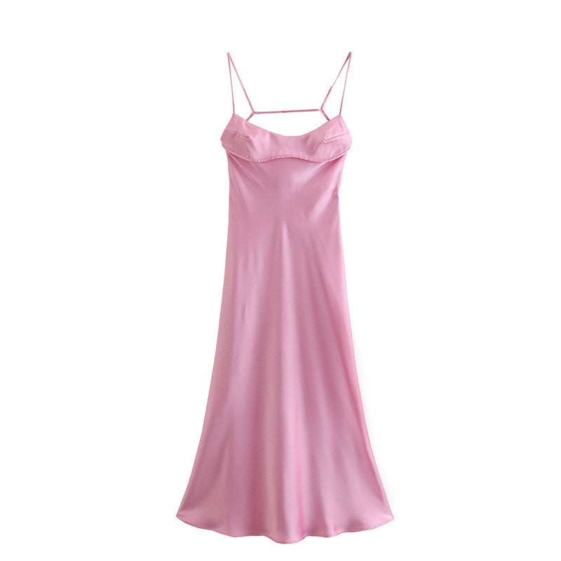 Robe en satin rose